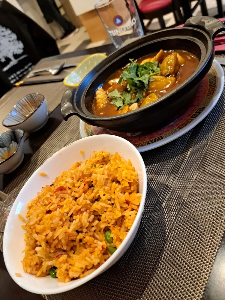 Riz Thaï Et Plat Aubergine